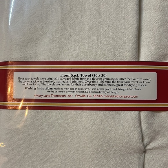 New with tags … 3 Flour Sack Towels with recipes - Picture 5 of 5